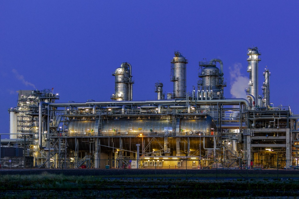 Oil & Gas Refinery Industry Operations